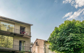 Nice Apartment In Montreuil With Kitchen